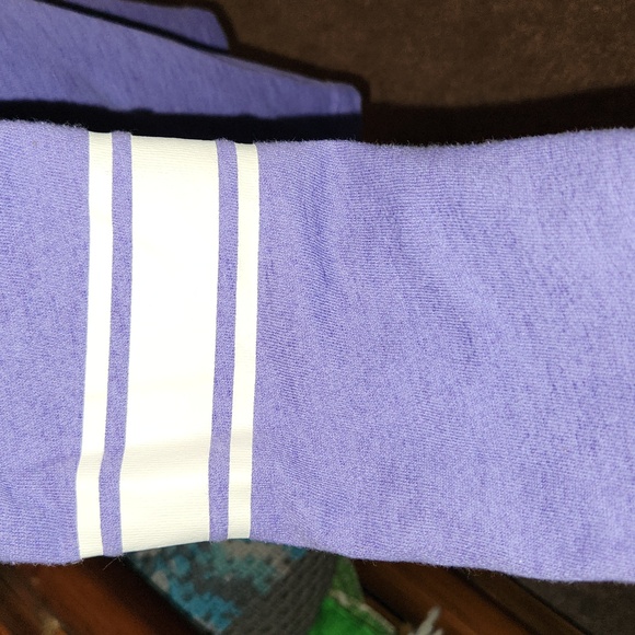 Victoria's Secret PINK Purple Top - Picture 4 of 9